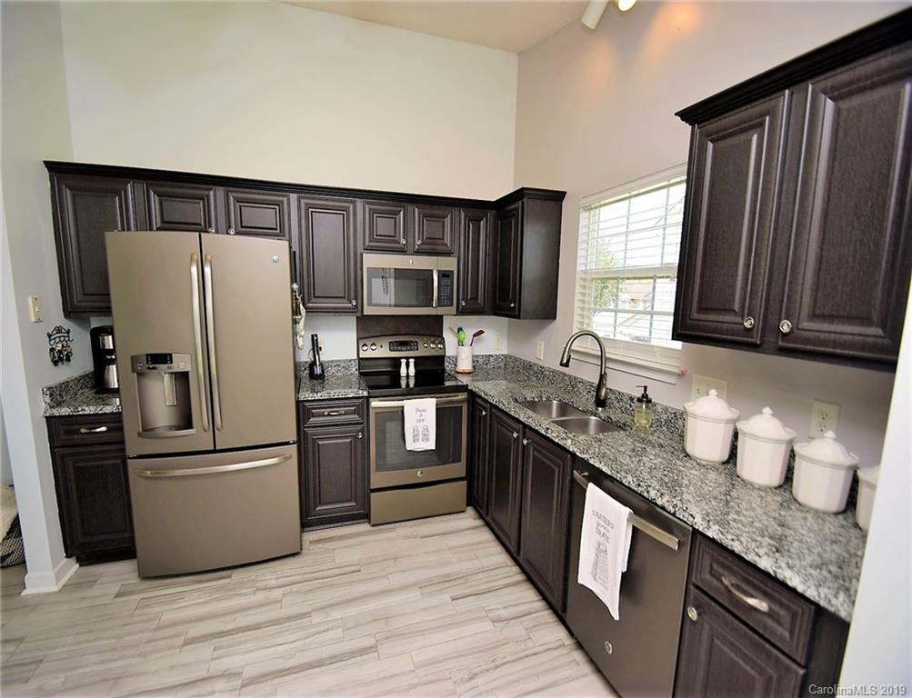 632 Overlook Road Lowell, NC 28098 - Photo 8 of 20 Gallery Image 8