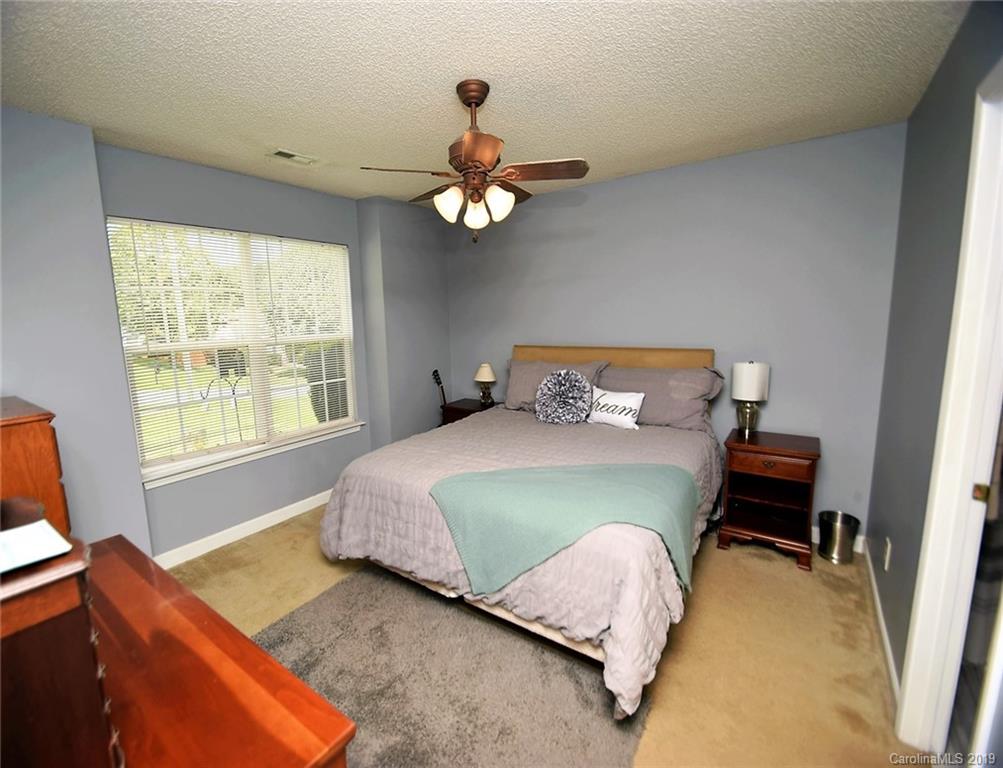 632 Overlook Road Lowell, NC 28098 - Photo 10 of 20 Gallery Image 10
