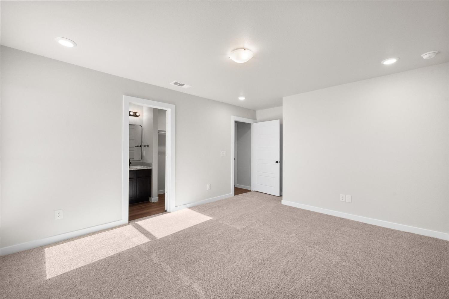 5519 Queens Street Lubbock, TX 79416 - Photo 16 of 21 a view of an empty room
