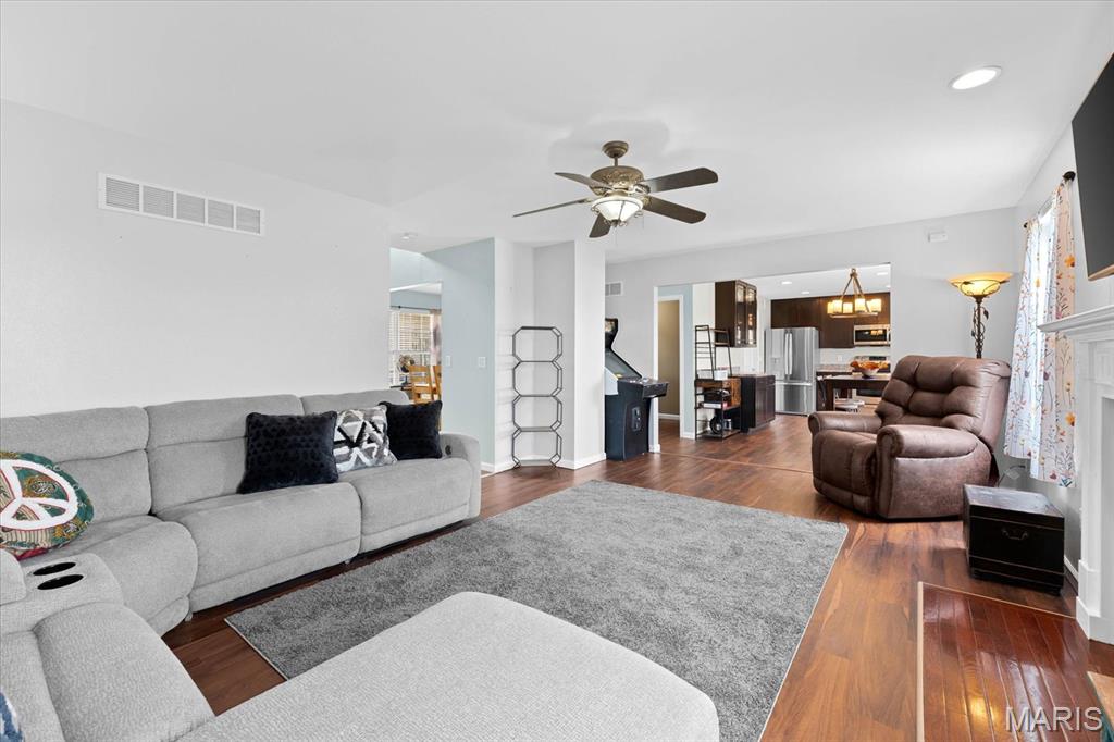 1304 Fieldstone Drive Waterloo, IL 62298 - Photo 17 of 40