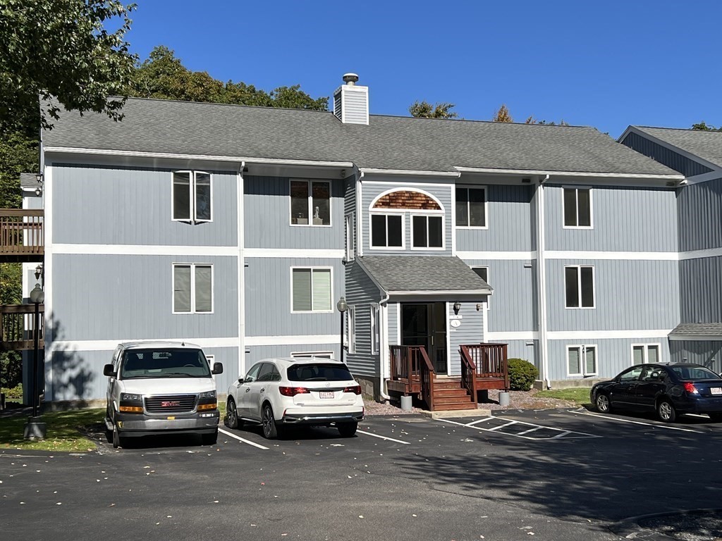 330 Sunderland Road, Unit 1 Worcester, MA 01604 - Photo 1 of 9 Gallery Image 1