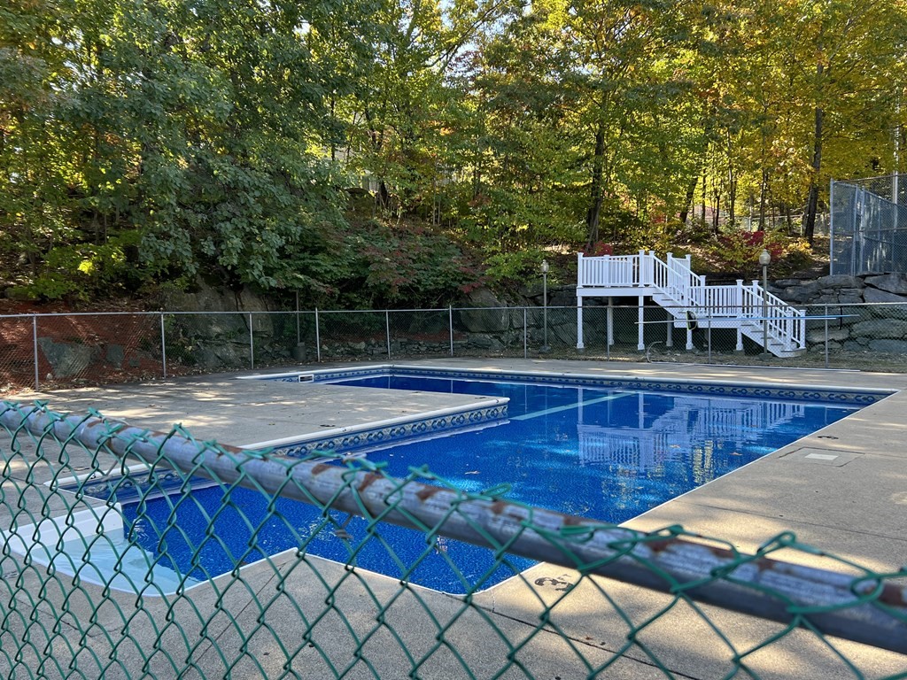 330 Sunderland Road, Unit 1 Worcester, MA 01604 - Photo 6 of 9 Gallery Image 6