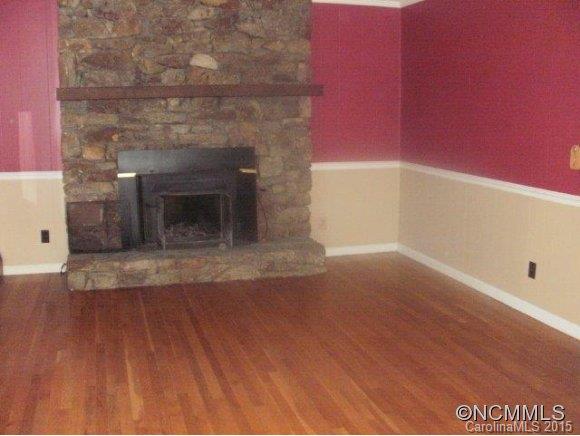 807 Mountain View Road Mars Hill, NC 28754 - Photo 5 of 17 Gallery Image 5