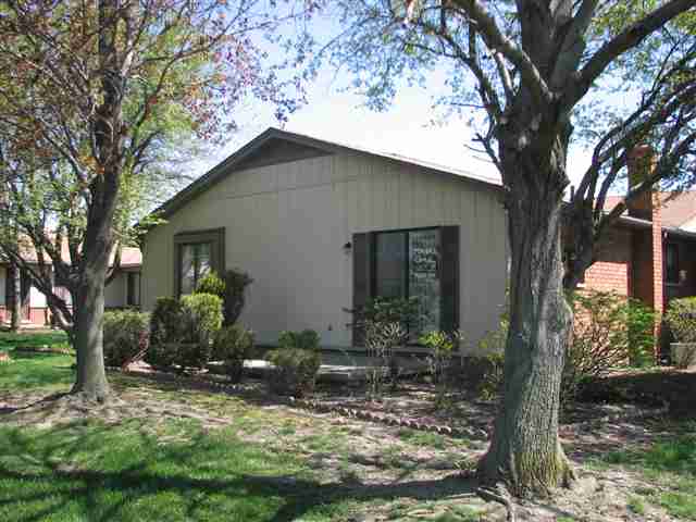 32969 Cedar Ridge Court Warren, MI 48093 - Photo 12 of 14 31056212-12.JPG