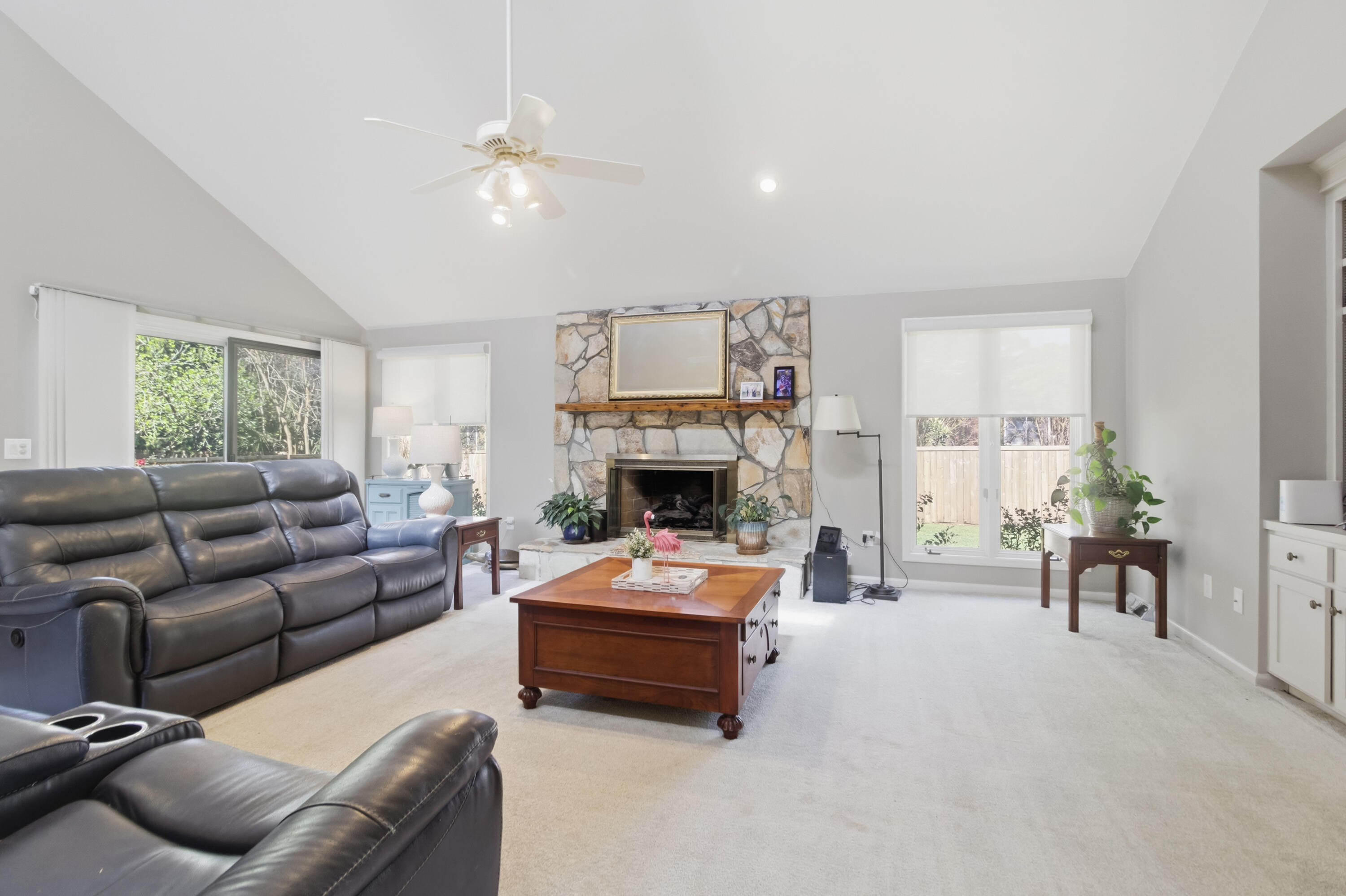 18 Lavington Road Charleston, SC 29407 - Photo 11 of 41 Spacious family room