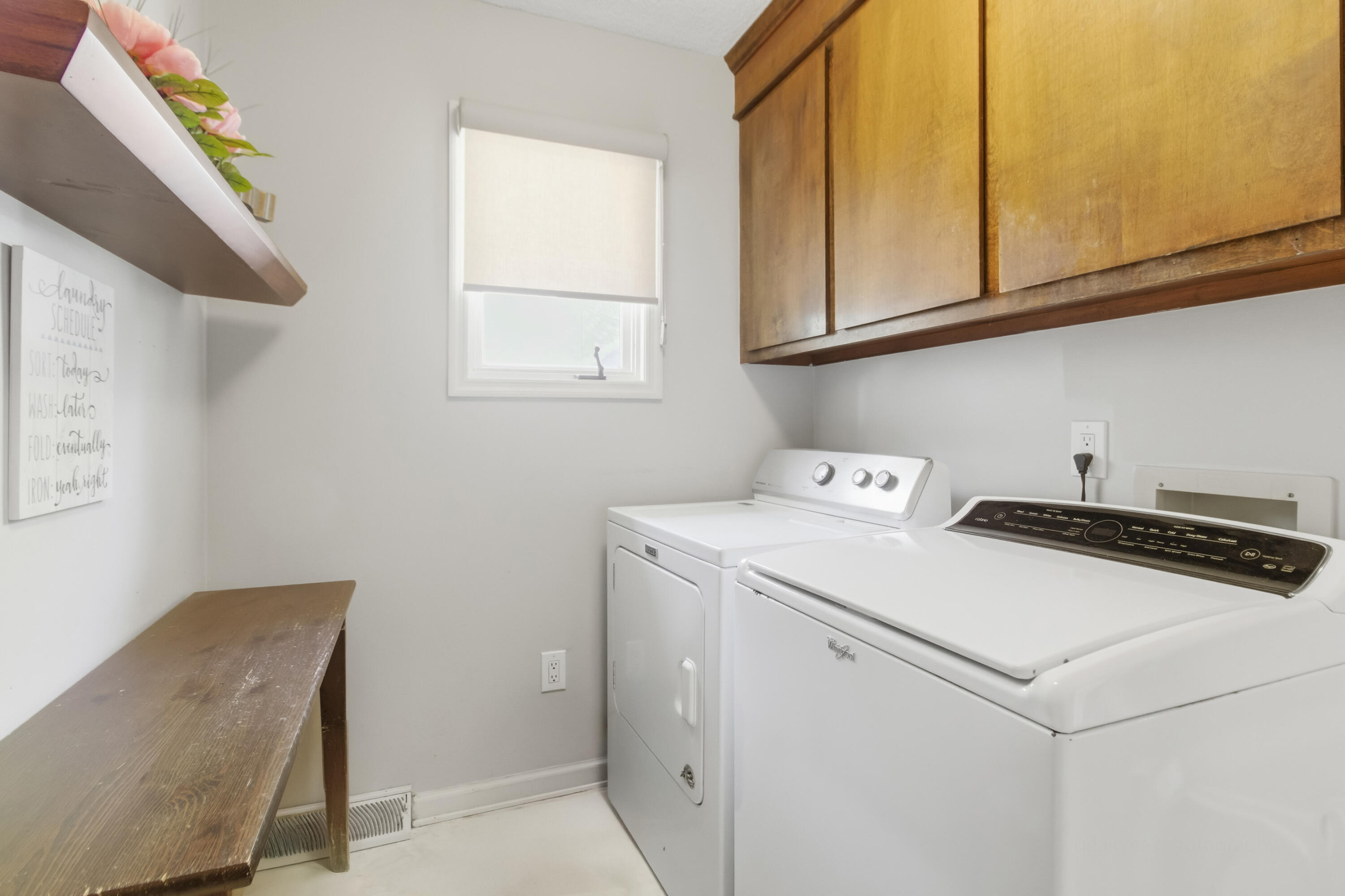 18 Lavington Road Charleston, SC 29407 - Photo 29 of 41 Spacious laundry room