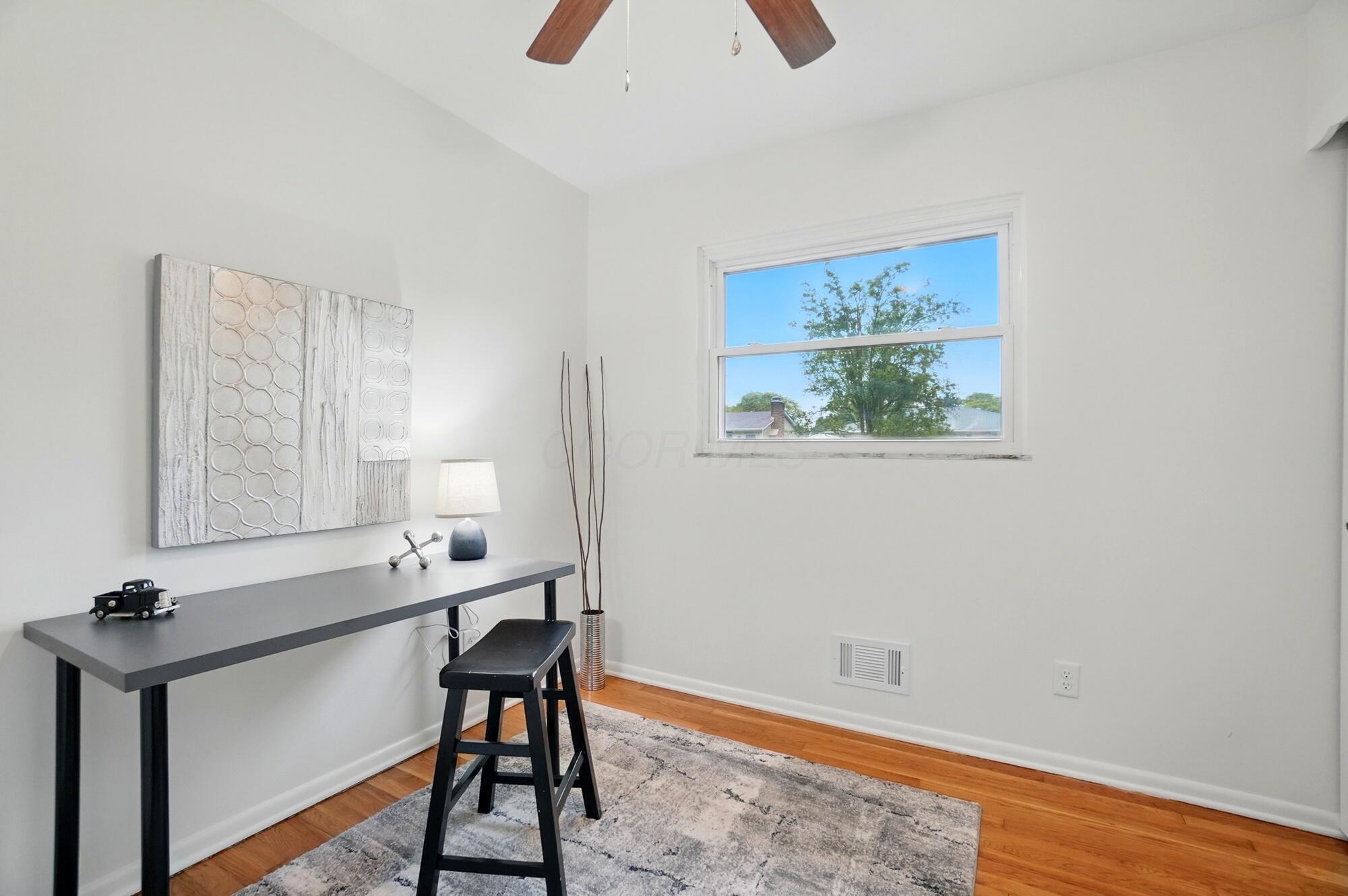 1105 Fordham Road Columbus, OH 43224 - Photo 28 of 52 Bedroom 3