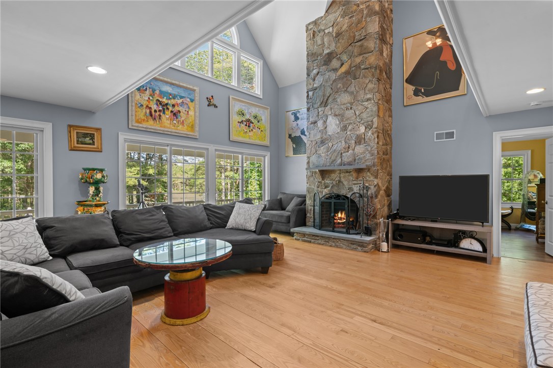 1158 Sisson Road Coventry, RI 02827 - Photo 13 of 50