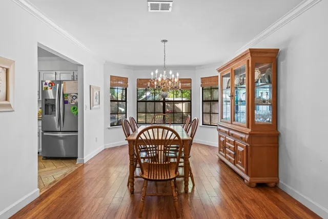 $469,900 | 207 Oakwood Circle, Niceville, FL 32578