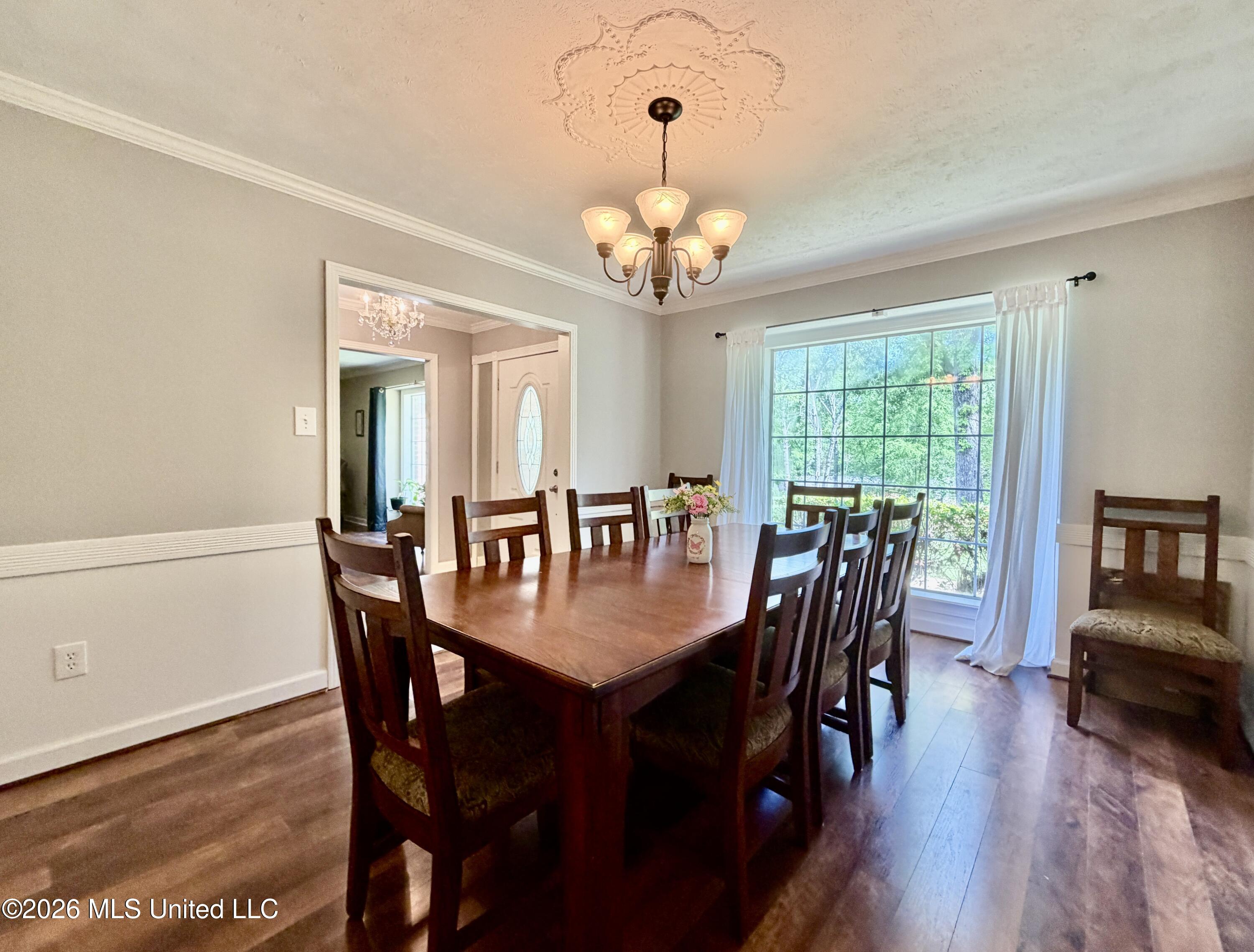 218 Gillespie Circle Raymond, MS 39154 - Photo 12 of 42 gillformaldining2161three