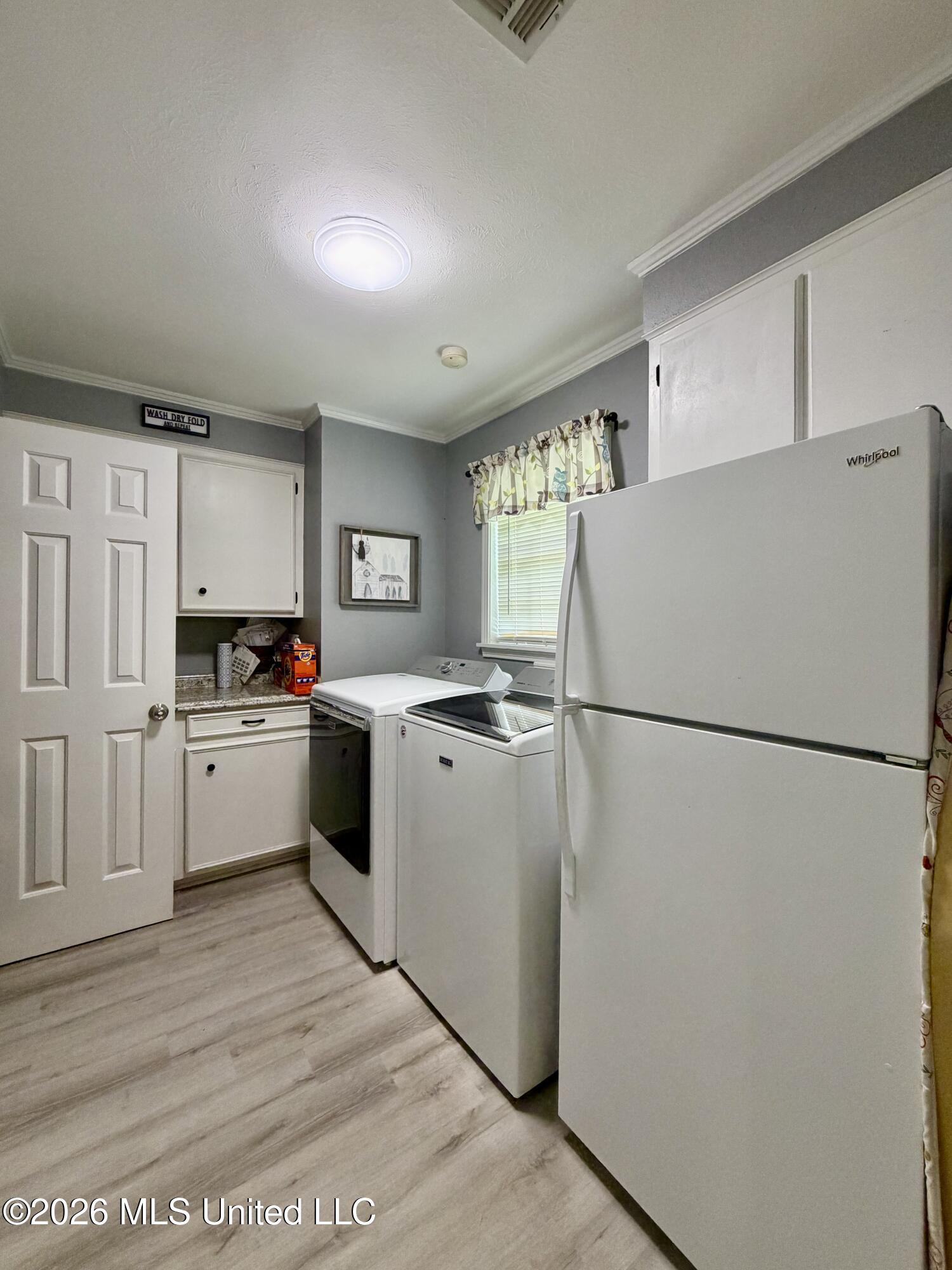 218 Gillespie Circle Raymond, MS 39154 - Photo 20 of 42 gilllaundry