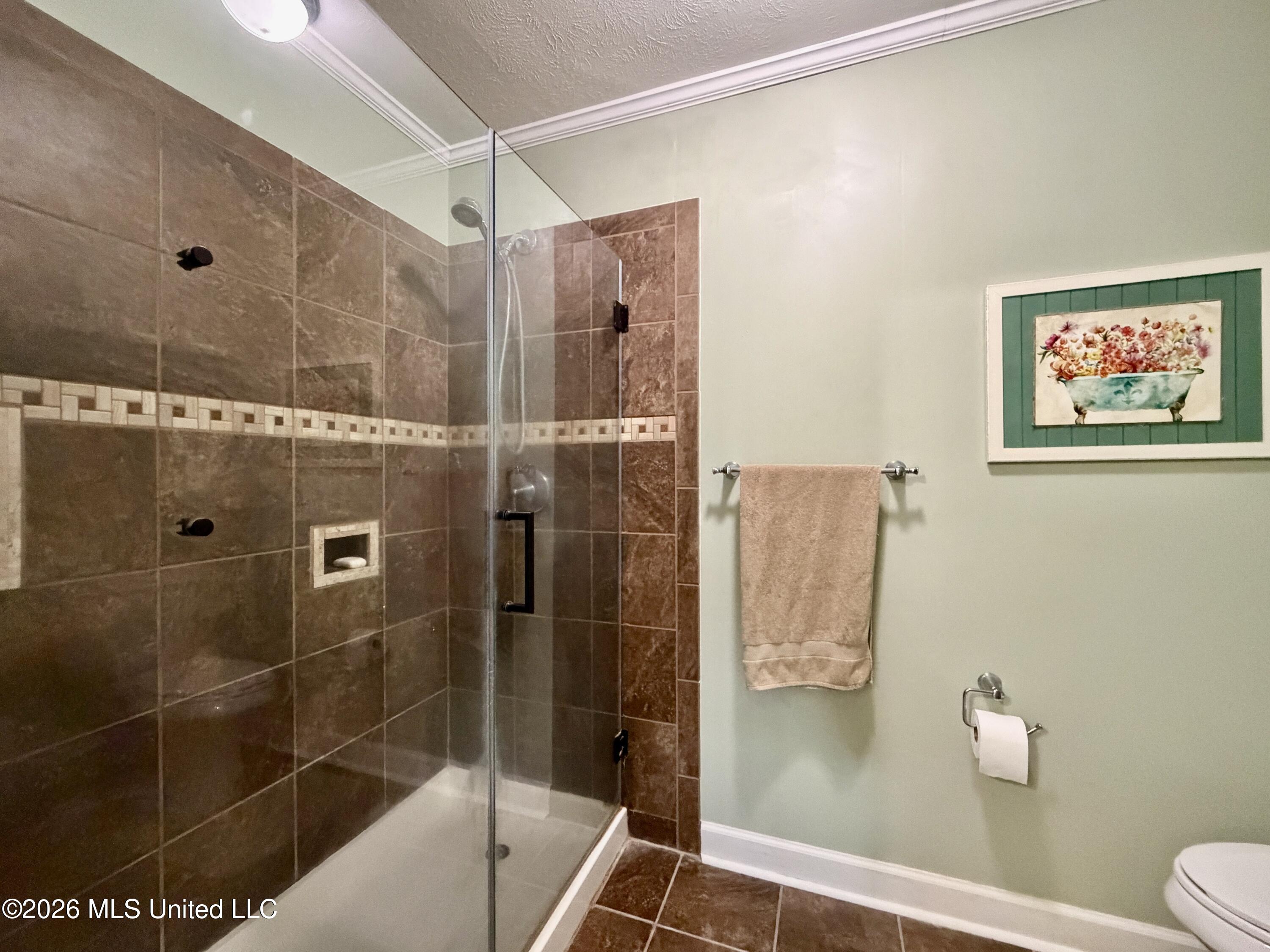 218 Gillespie Circle Raymond, MS 39154 - Photo 27 of 42 gillprimarybath2203