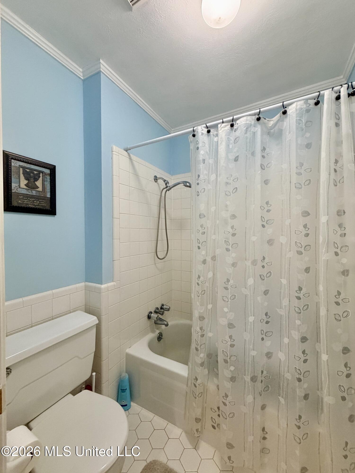 218 Gillespie Circle Raymond, MS 39154 - Photo 32 of 42 gillhallbath2189