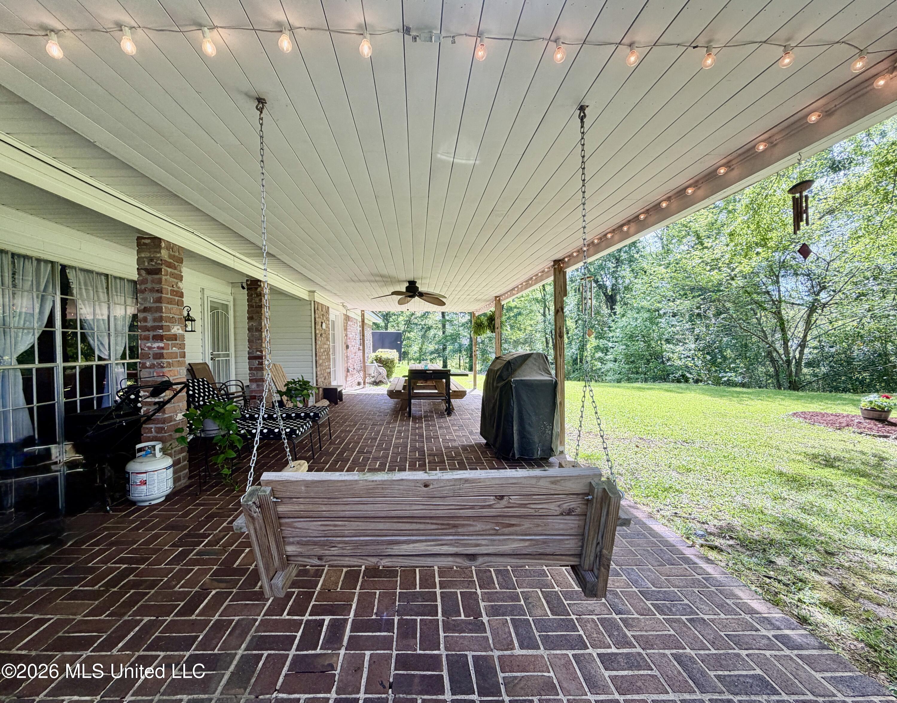 218 Gillespie Circle Raymond, MS 39154 - Photo 39 of 42 gilswing