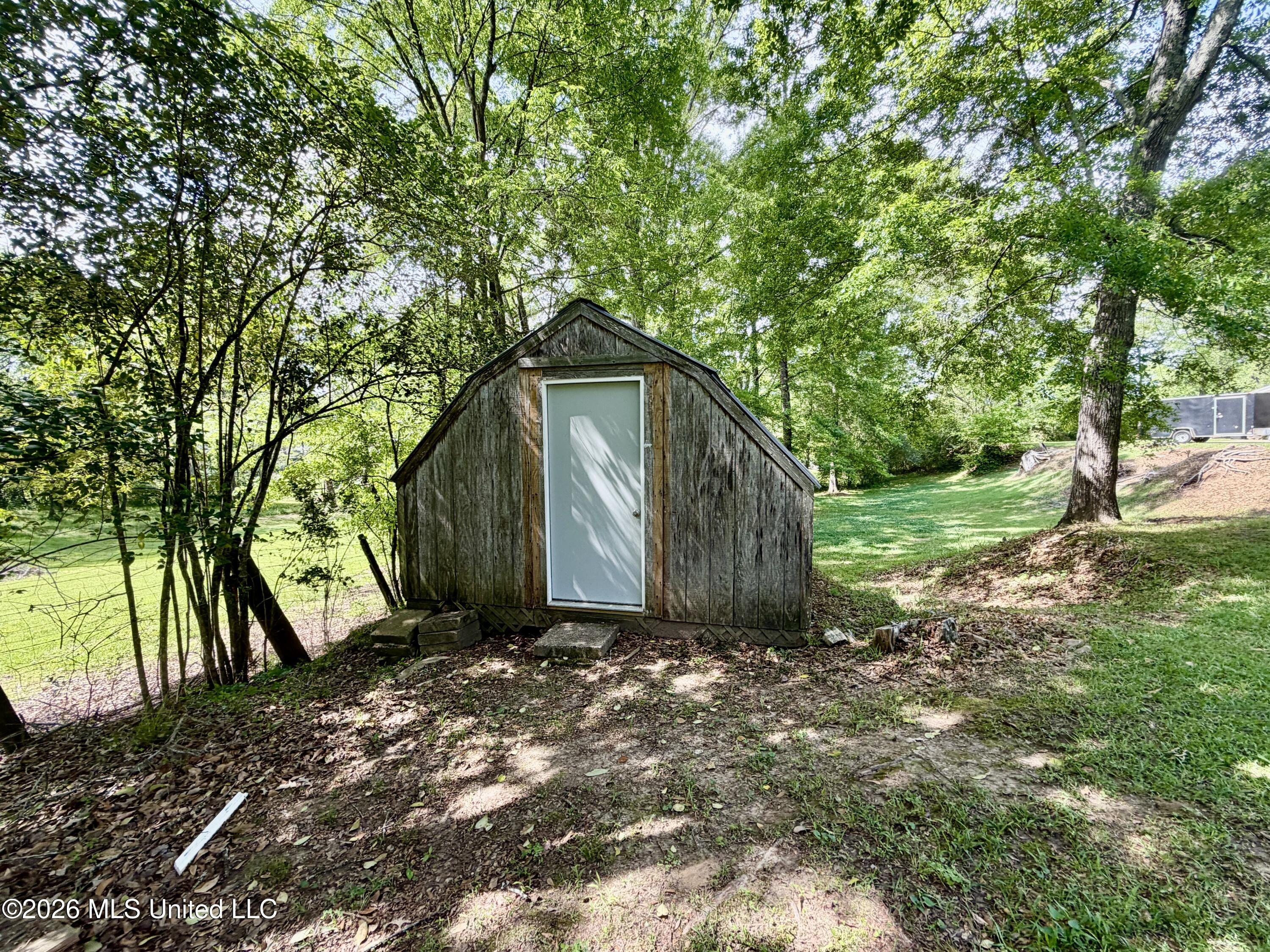 218 Gillespie Circle Raymond, MS 39154 - Photo 42 of 42 gilshed