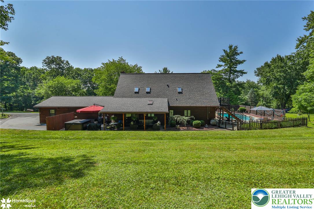1503 Seneca Trail Effort, PA 18330 - Photo 63 of 66
