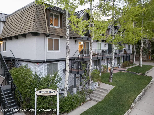 $10,000 | 901 East Hyman Avenue, Unit 4, Aspen, CO 81611