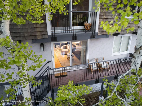 $10,000 | 901 East Hyman Avenue, Unit 4, Aspen, CO 81611