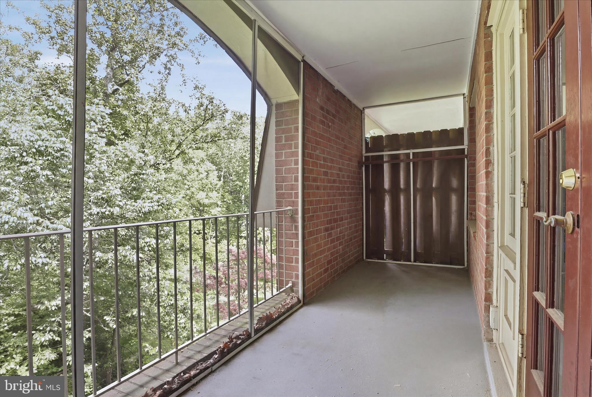 8114 G Colony Point Road, Unit 241 Springfield, VA 22152 - Photo 11 of 29