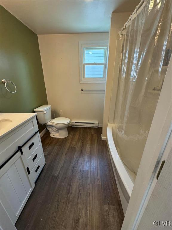 588 Mauch Chunk Road Palmerton, PA 18071 - Photo 22 of 32 a bathroom with a bathtub and a toilet