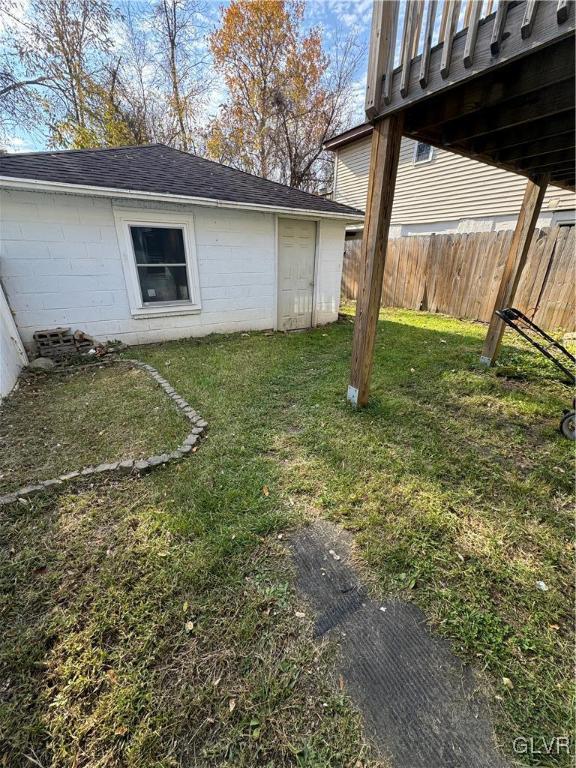 588 Mauch Chunk Road Palmerton, PA 18071 - Photo 8 of 32 a backyard of a house with lots of green space