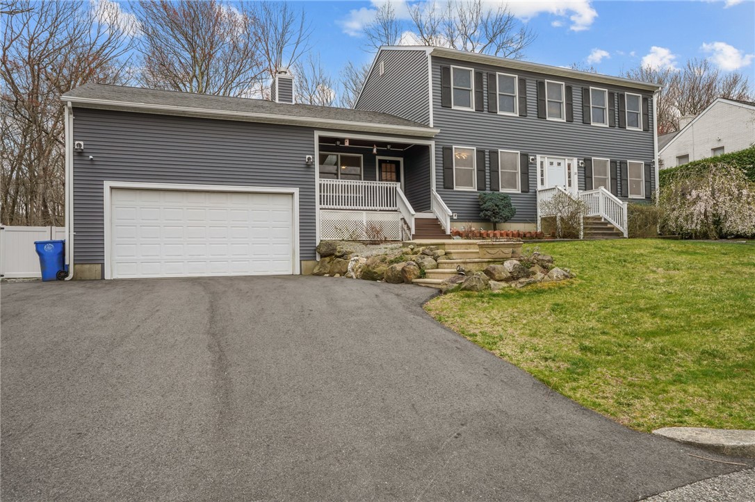 10 Basil Crossing Cranston, RI 02921 - Photo 3 of 50 Gallery Image 3