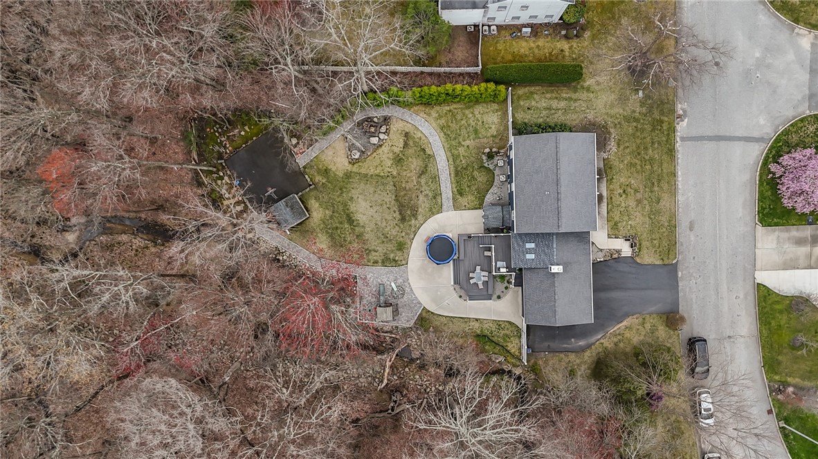 10 Basil Crossing Cranston, RI 02921 - Photo 6 of 50 Gallery Image 6
