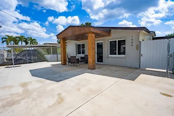 $500,000 | 1990 Northwest 154th Street, Miami Gardens, FL 33054