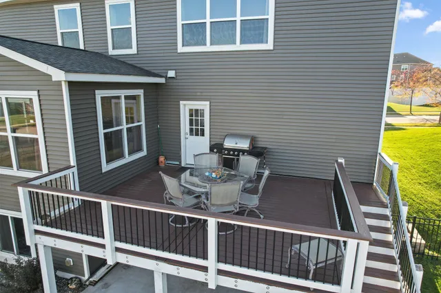 $699,900 | 3863 Founders Path, Chaska, MN 55318