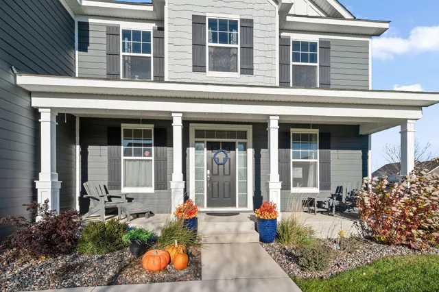 $699,900 | 3863 Founders Path, Chaska, MN 55318