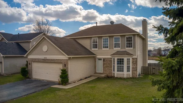 $460,000 | 2645 Caliendo Circle, Montgomery, IL 60538