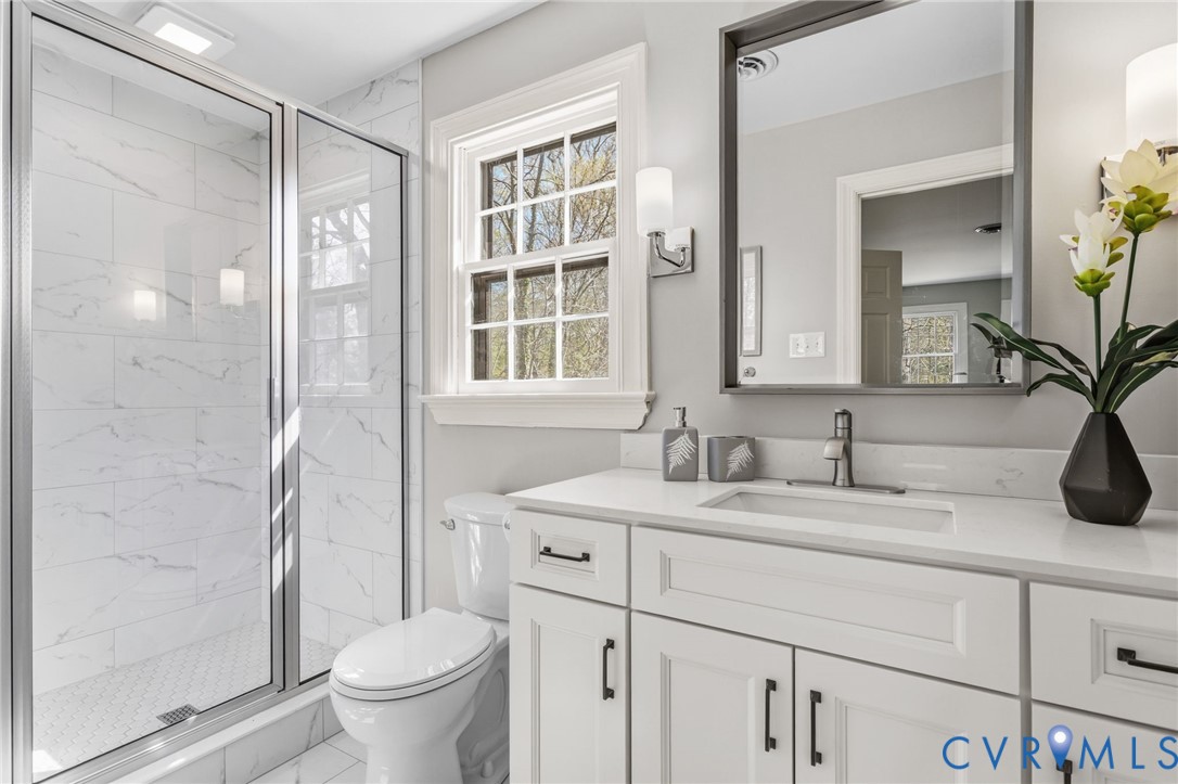 13311 Glendower Road Midlothian, VA 23113 - Photo 23 of 42 Primary Bathroom