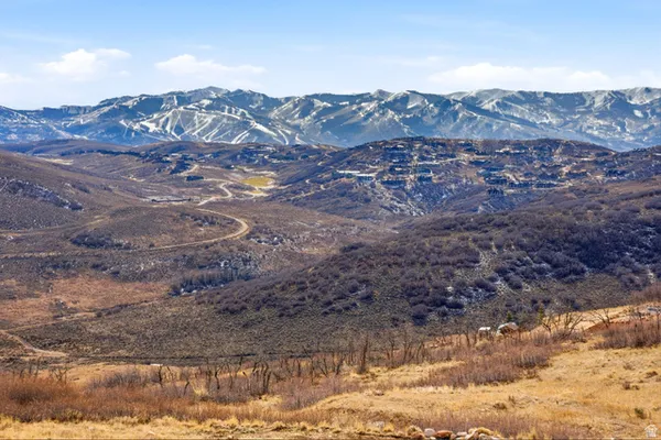 $155,000 | 4382 South Oakview Drive, Unit 233, Coalville, UT 84017