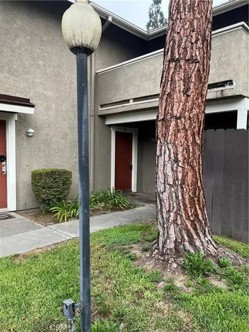 $400,000 | 3073 Gladstone Street, Unit 4, Pomona, CA 91767