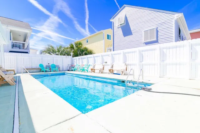 $700,000 | 219 27th Avenue North, North Myrtle Beach, SC 29582