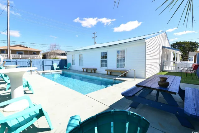 $700,000 | 219 27th Avenue North, North Myrtle Beach, SC 29582