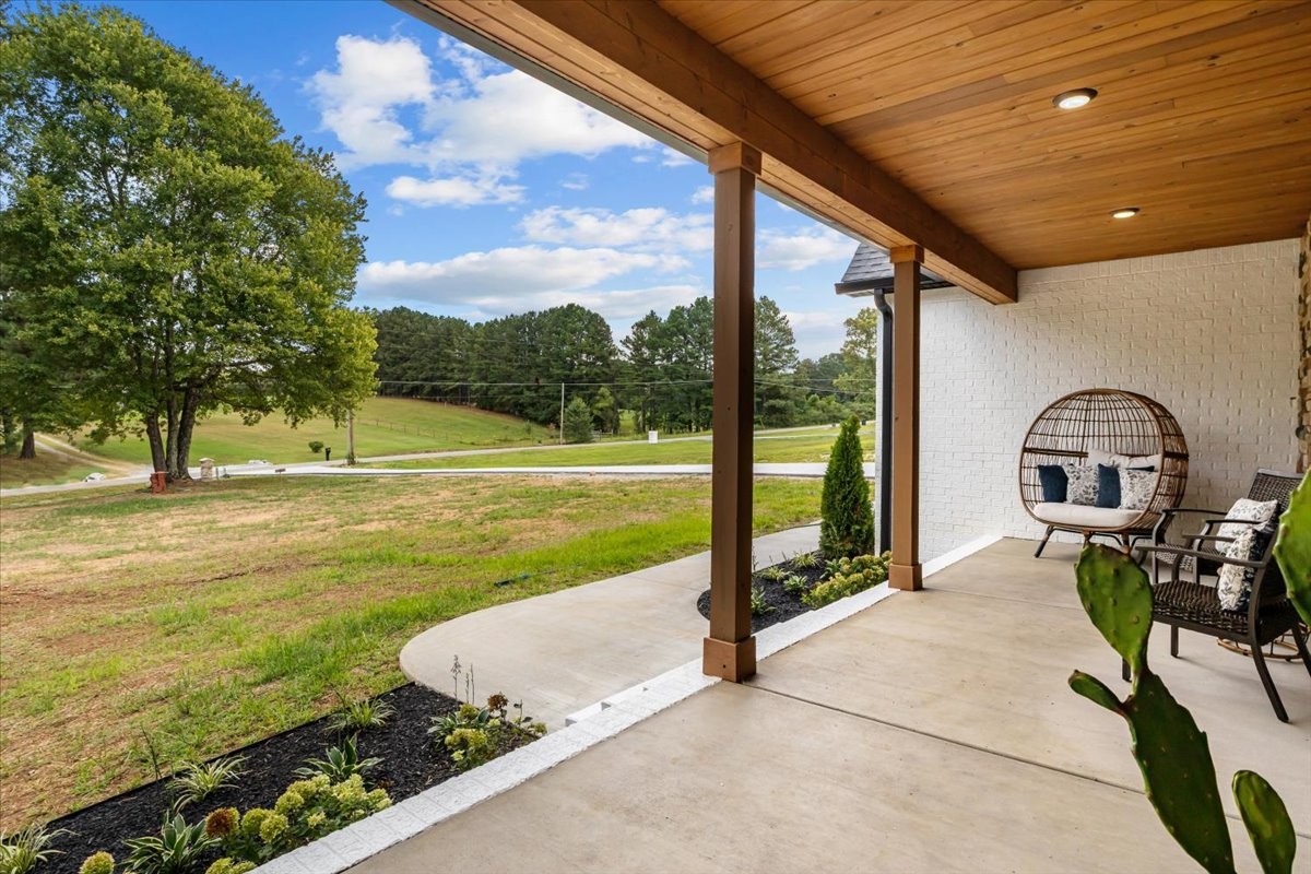 1041 Twin Pine Road Dickson, TN 37055 - Photo 4 of 51 Gallery Image 4