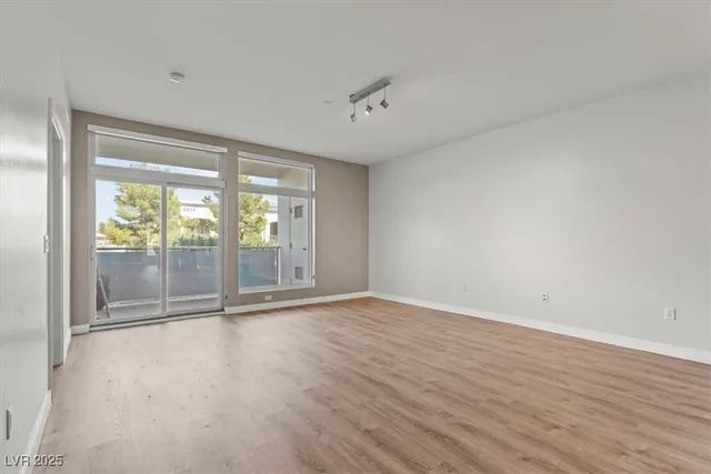 $2,495 | 8925 West Flamingo Road, Unit 120, Las Vegas, NV 89147