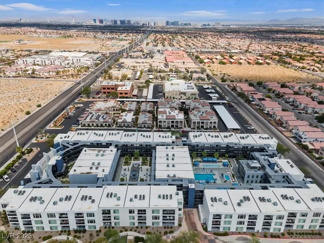 $2,495 | 8925 West Flamingo Road, Unit 120, Las Vegas, NV 89147