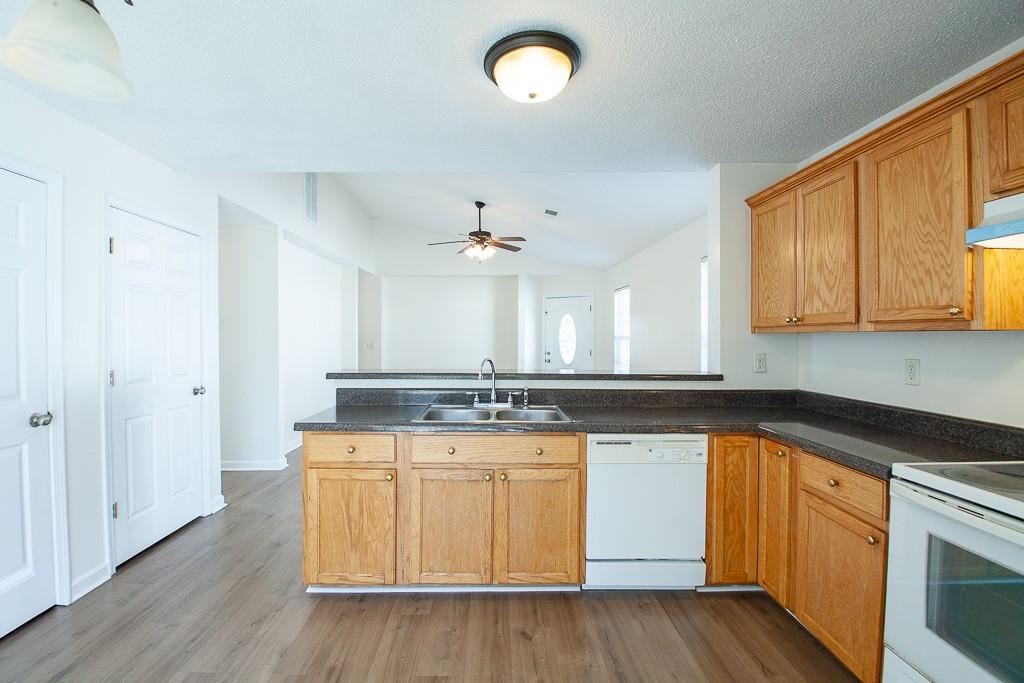 511 Circle Drive Calhoun, GA 30701 - Photo 16 of 30