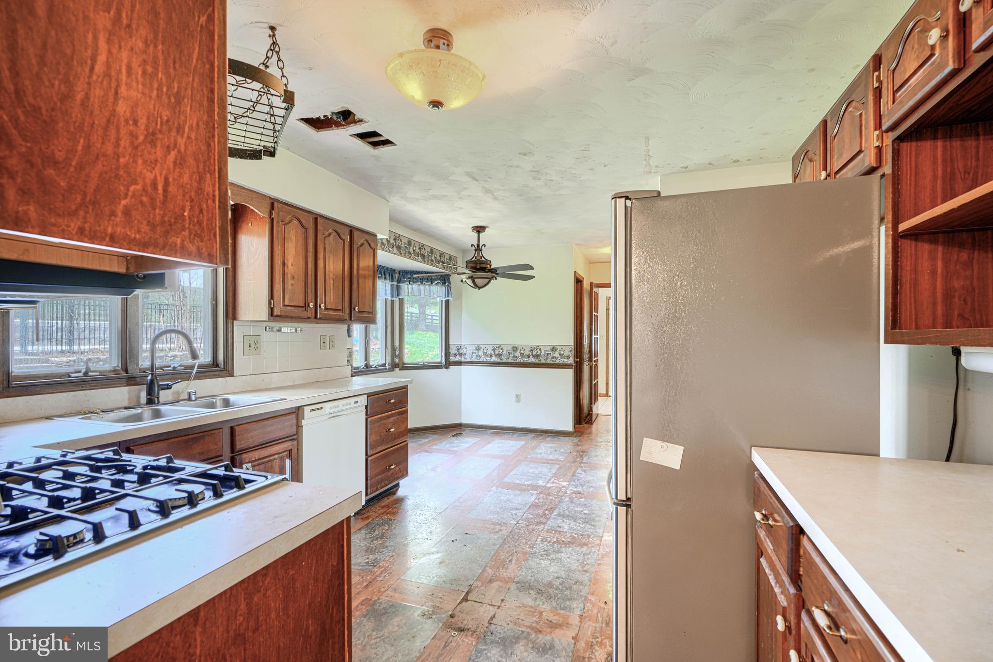 2625 Old Taneytown Road Westminster, MD 21158 - Photo 21 of 77 Kitchen