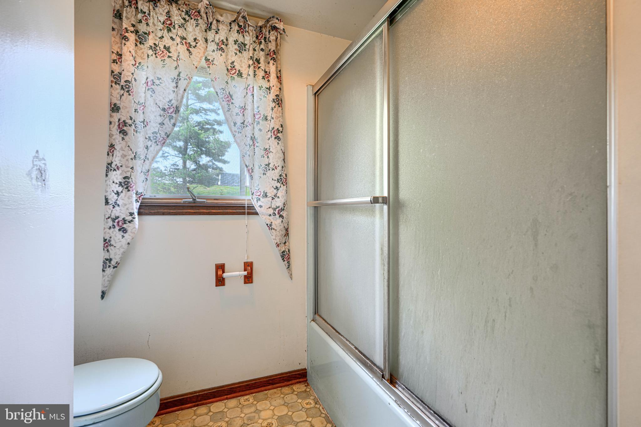 2625 Old Taneytown Road Westminster, MD 21158 - Photo 44 of 77 Bathroom