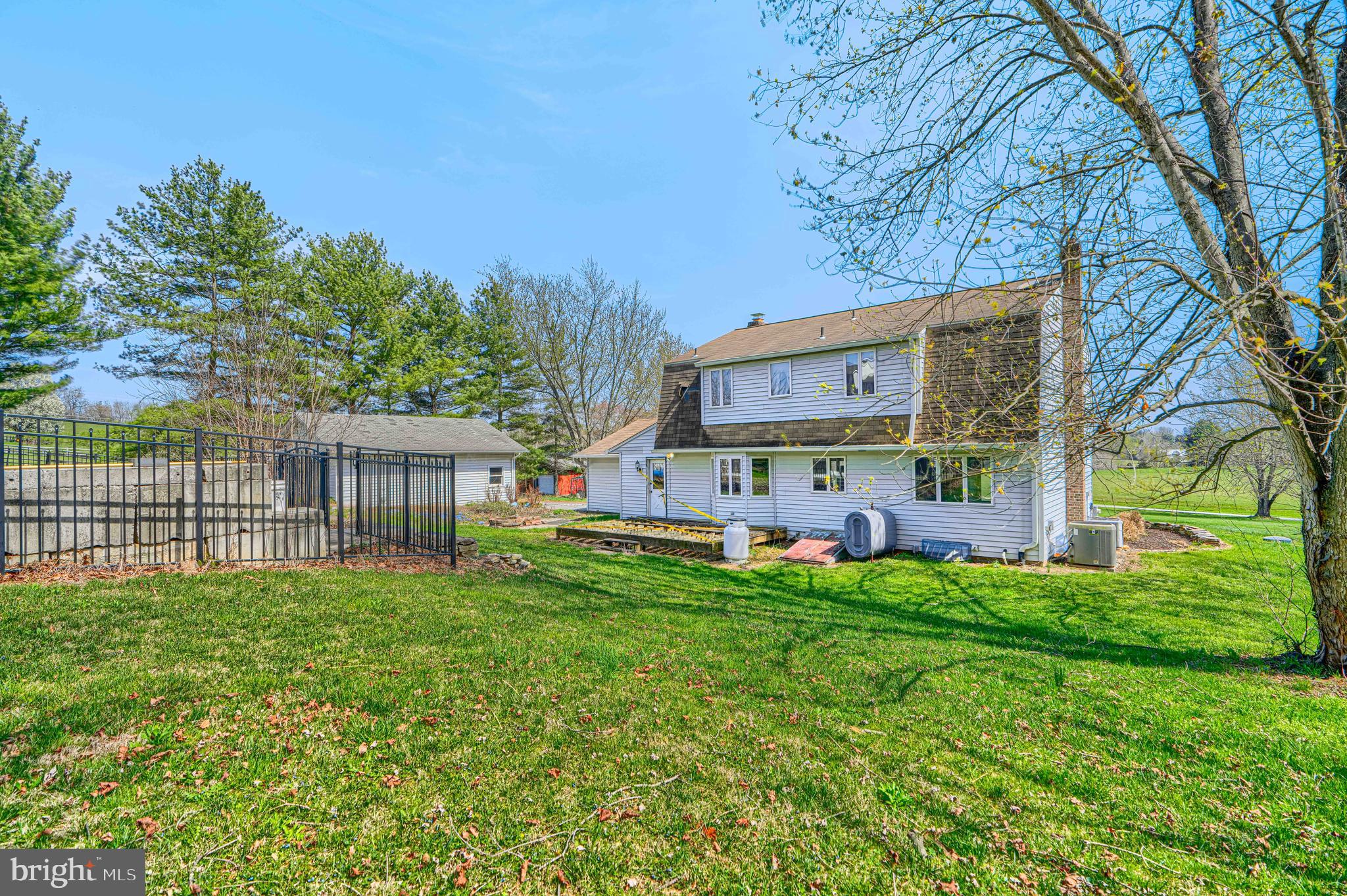 2625 Old Taneytown Road Westminster, MD 21158 - Photo 53 of 77 Rear