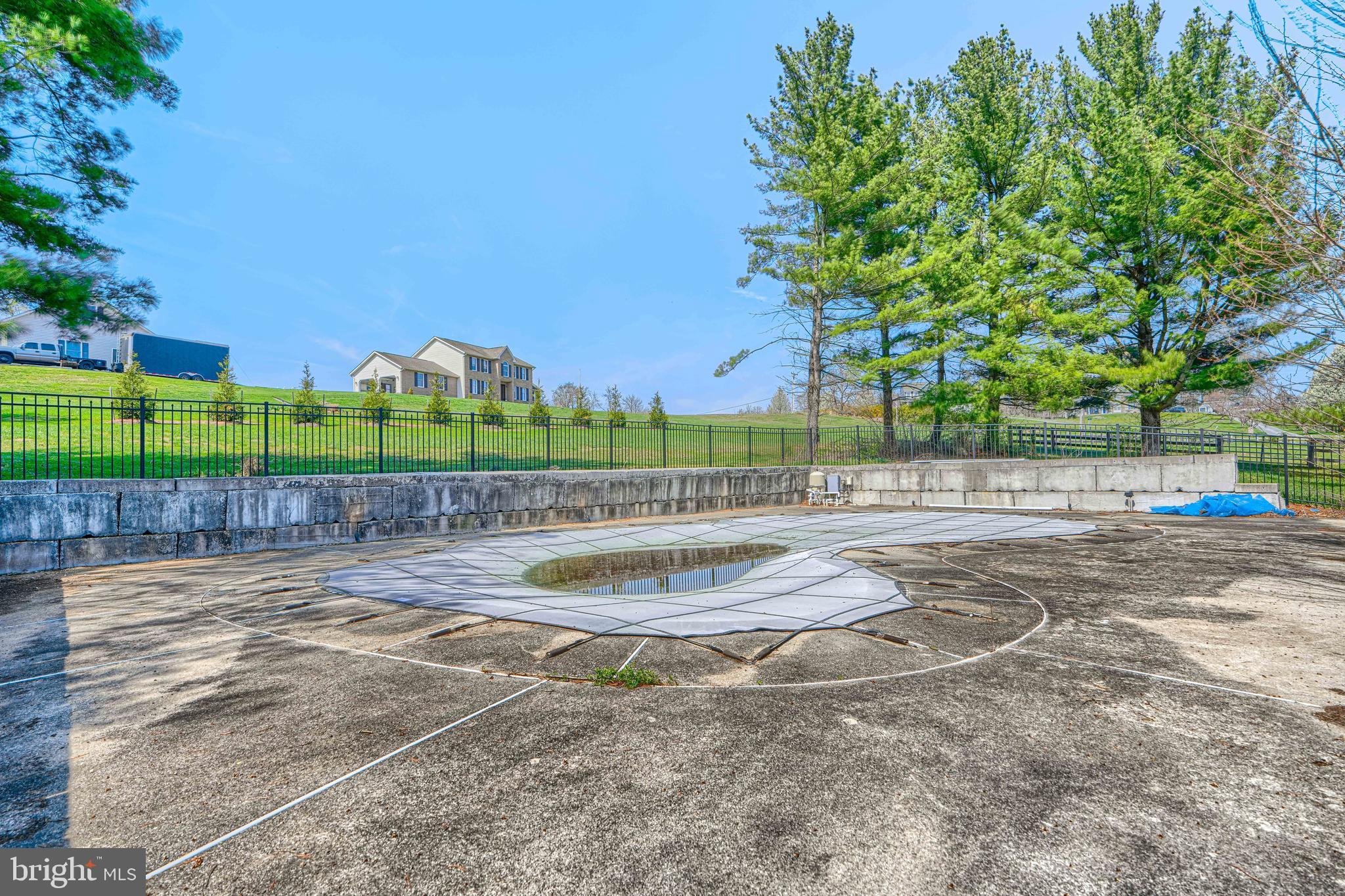 2625 Old Taneytown Road Westminster, MD 21158 - Photo 57 of 77 In-Ground Pool