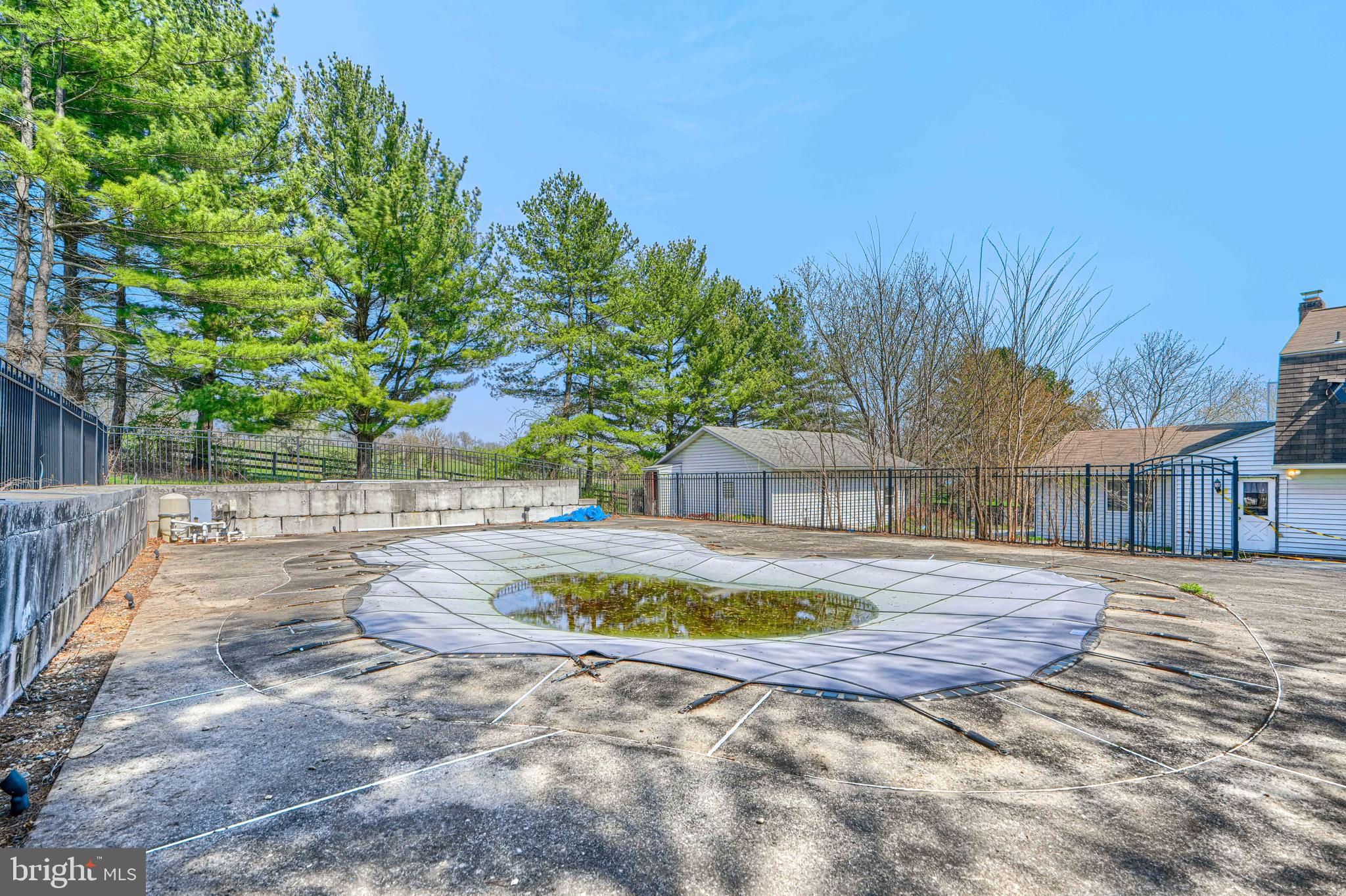 2625 Old Taneytown Road Westminster, MD 21158 - Photo 58 of 77 In-Ground Pool