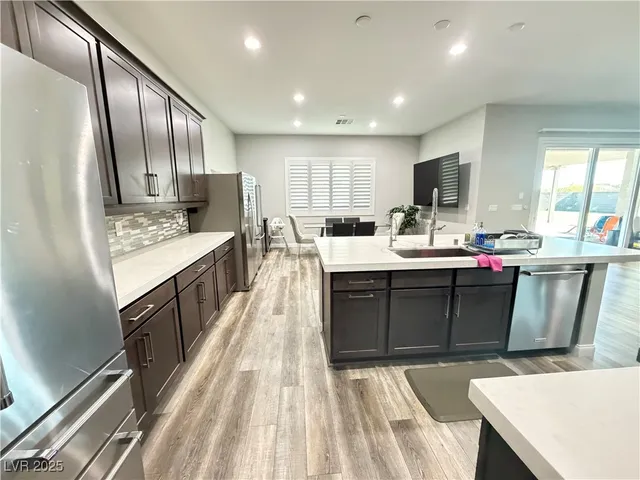 $5,500 | 8480 Warbonnet Way, Las Vegas, NV 89113