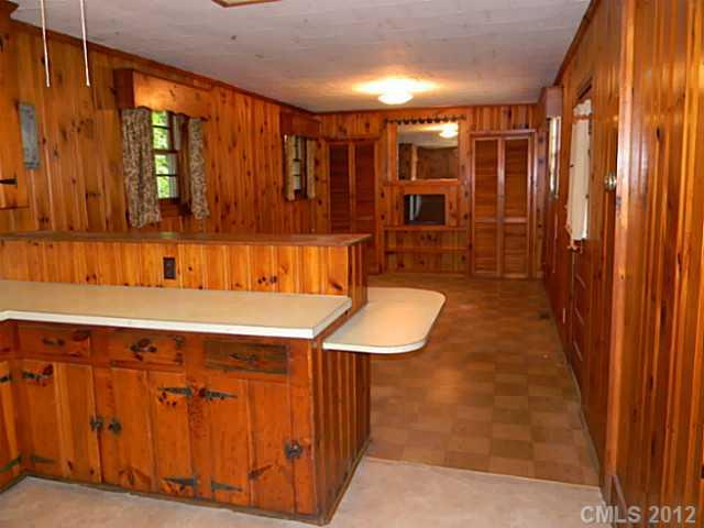2104 Ashley Road Charlotte, NC 28208 - Photo 12 of 16 Gallery Image 12
