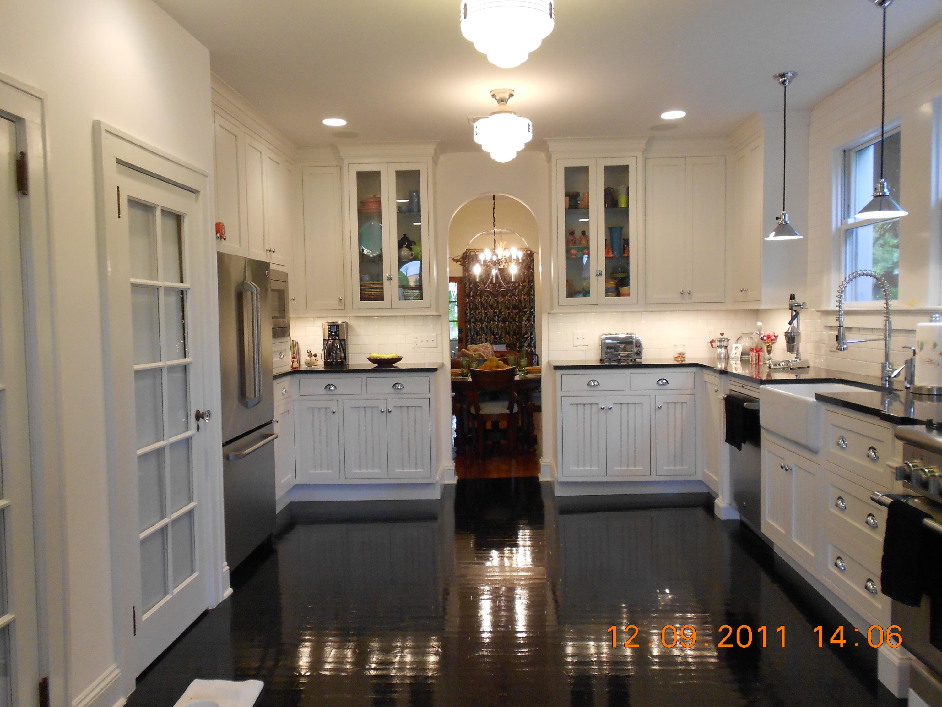 818 Avon Road West Palm Beach, FL 33401 - Photo 8 of 17 Kitchen