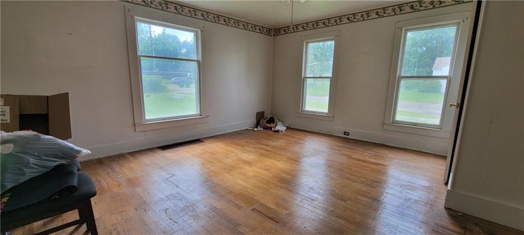 305 West Adams Street Butler, MO 64730 - Photo 2 of 11
