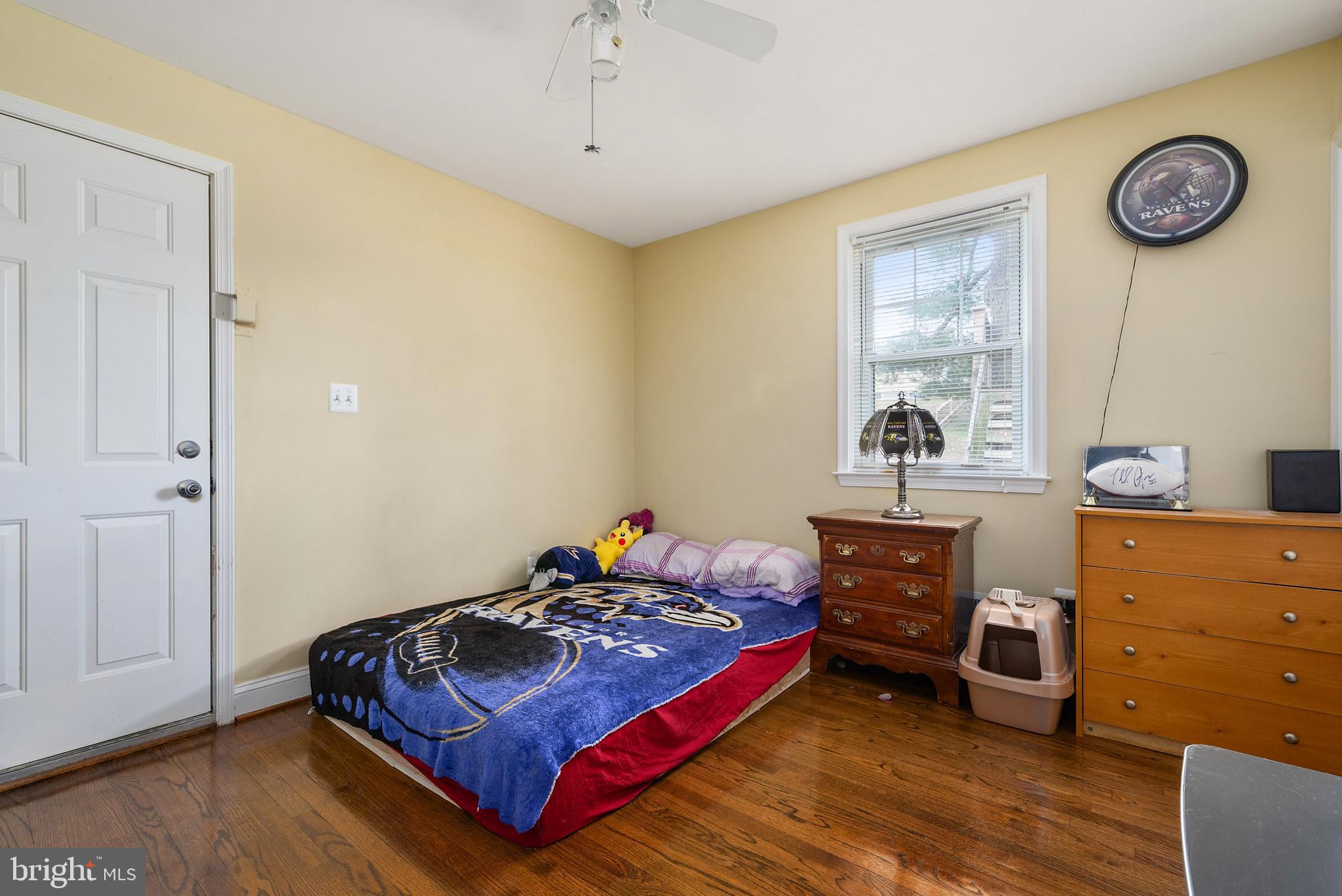 5704 Park Road Baltimore, MD 21225 - Photo 22 of 33 Bedroom 2